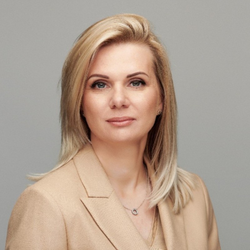 verslo portretas Kaune, profesionalus headshot studijoje